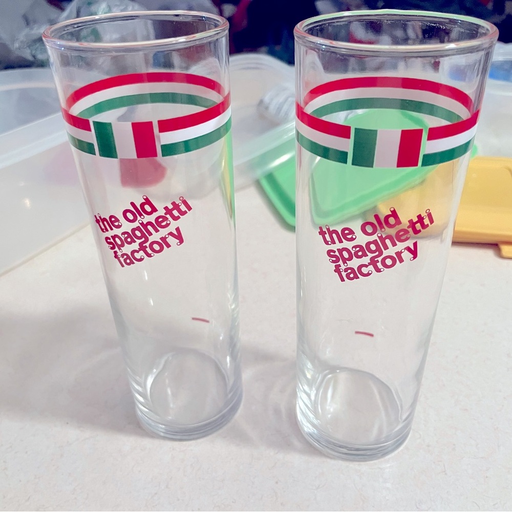 Vintage Set of Old Spaghetti Factory Glasses